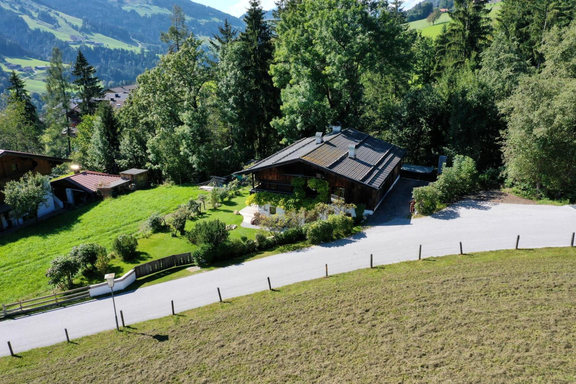 Hunters Villa *